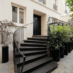 My Maison In Montmartre Париж