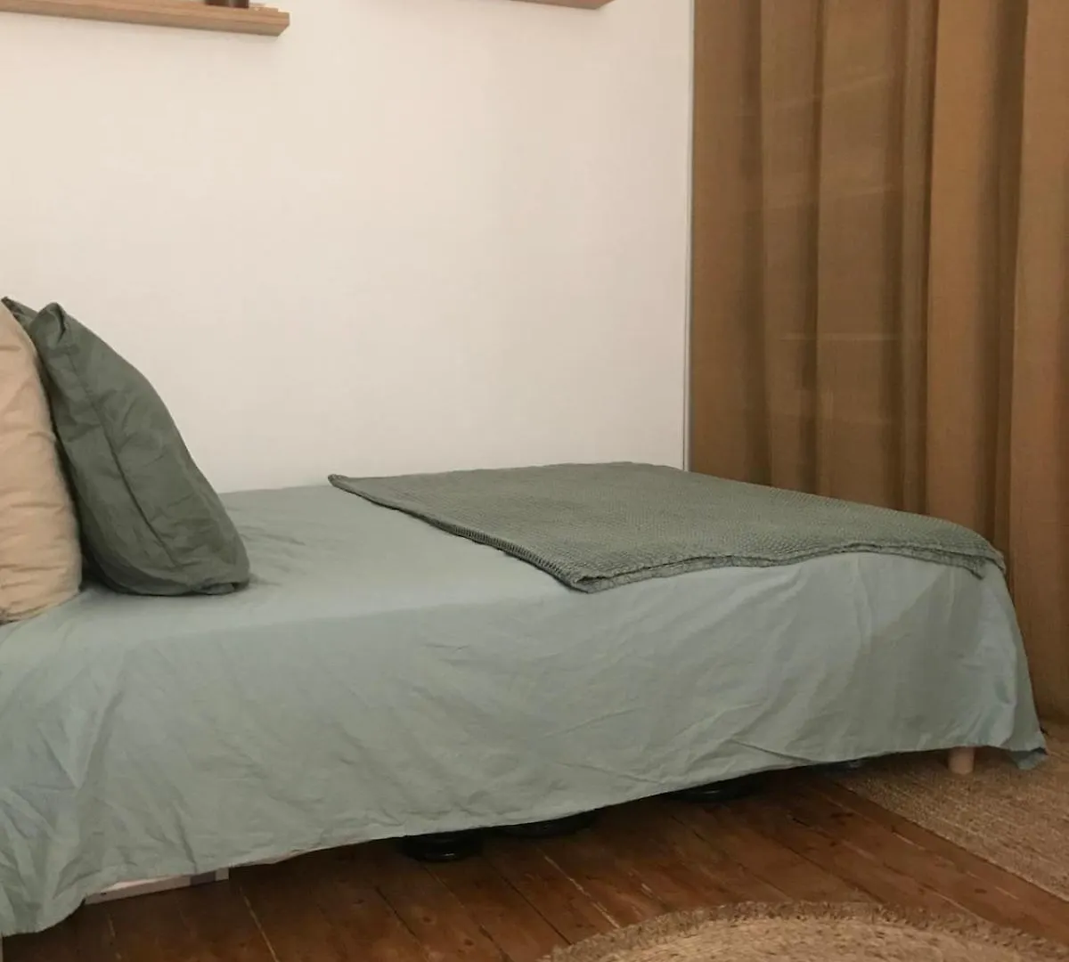 Charming 3-Room Apartment, Paris Center Apartment